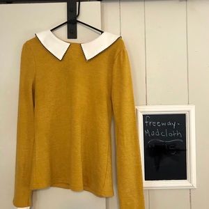 Adorable collared mustard sweater